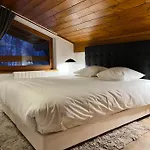 Апарт-отель La De L'ours 4*