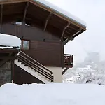 La De L'ours Апарт-отель