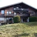 Aparthotel La De L'ours 4*