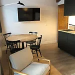 La De L'ours Апарт-отель 4*