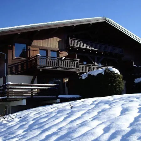 La De L'ours 4*