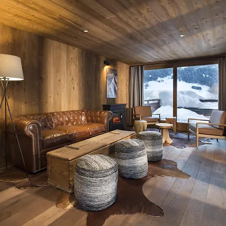 Aparthotel La De L'ours
