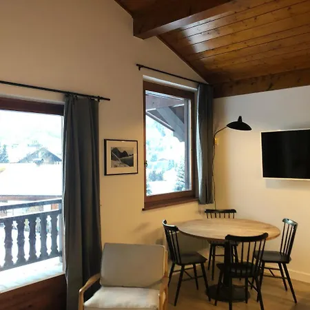 Aparthotel La De L'ours 4*