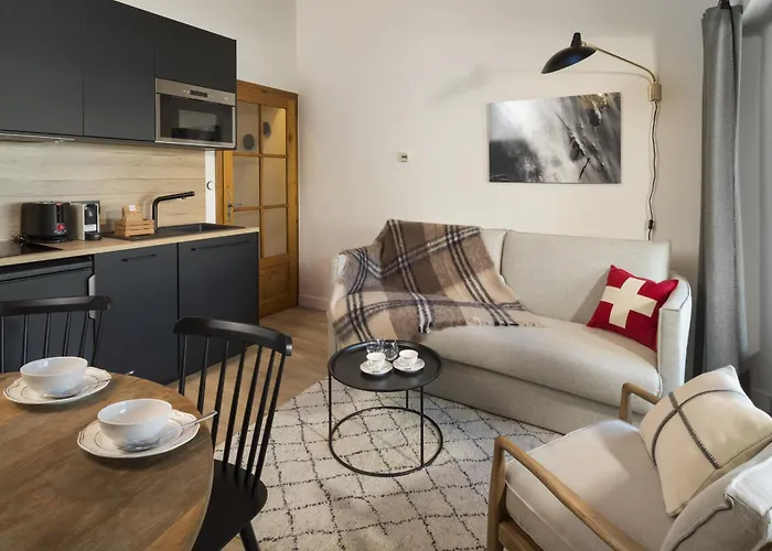 La De L'ours Межев