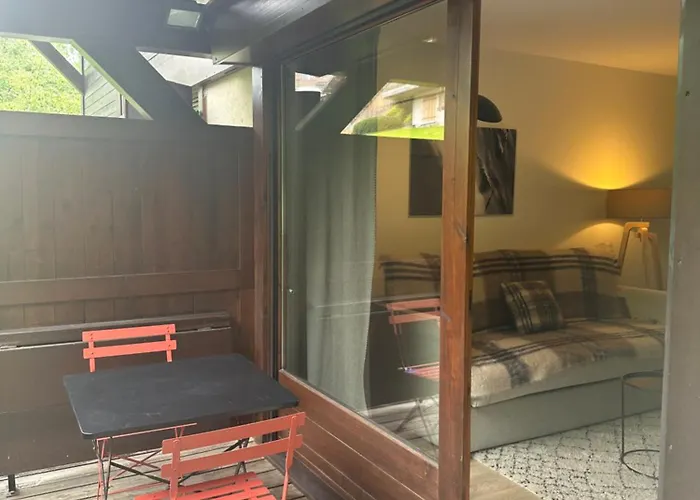 La De L'ours Межев