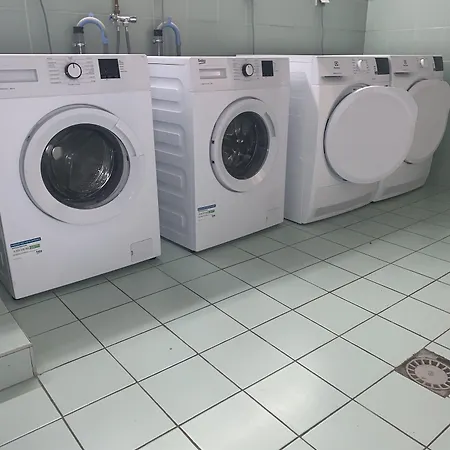 La De L'ours Aparthotel