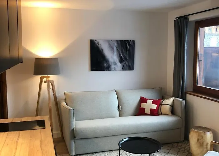 La De L'ours 公寓式酒店 4*